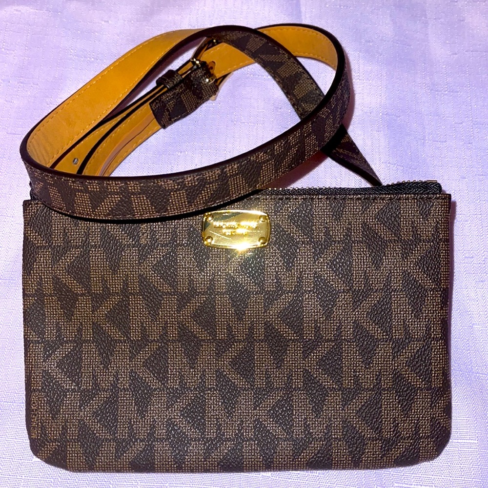 Michael Kors signature belt bag NWOT